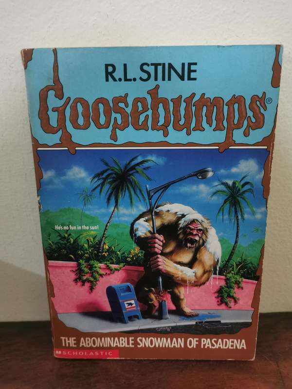 Vintage Goosebumps Books x3, including the Movie on DVD