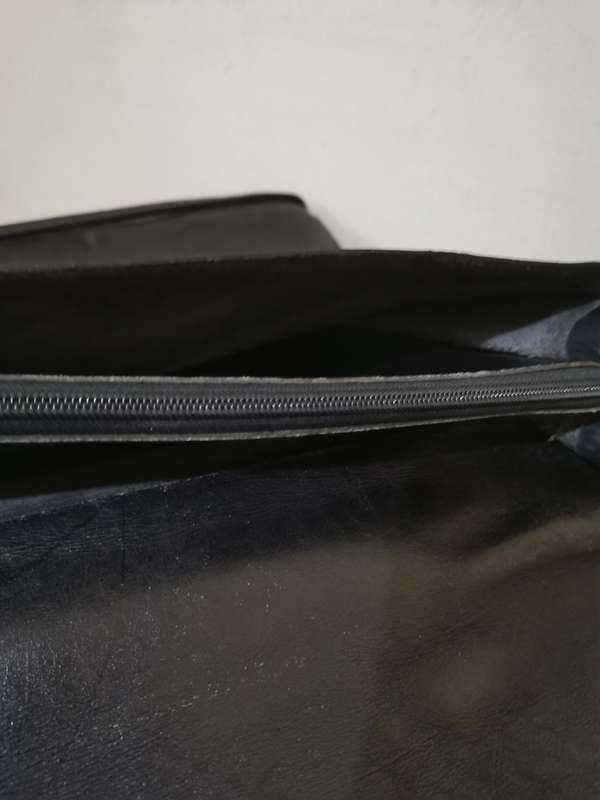 Beautiful Vintage Genuine Leather Briefcase