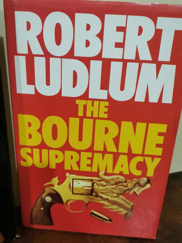 Epic Robert Ludlum Hardcover Book Collection