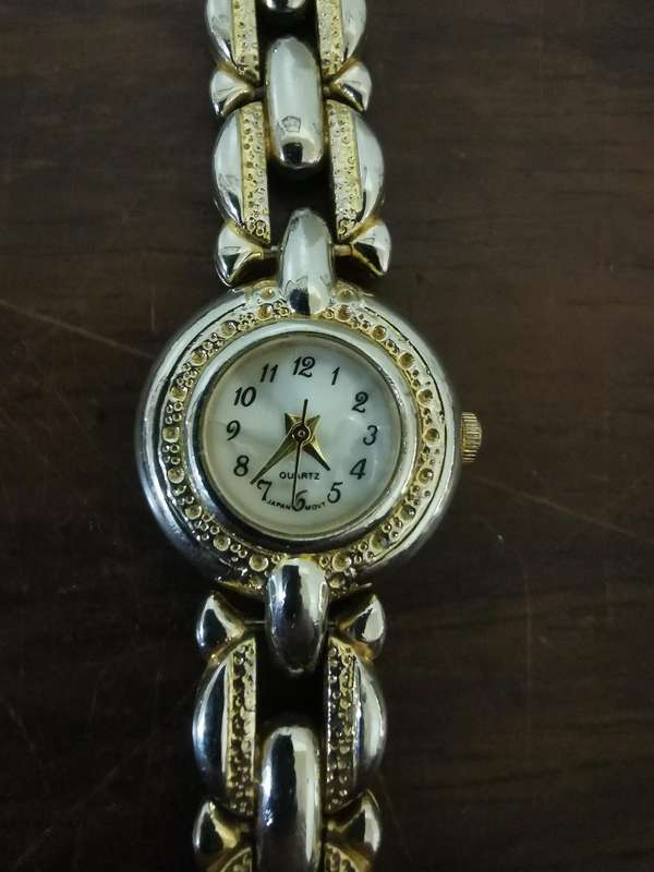 Huge Collection of Lovely Lady's Watches x11