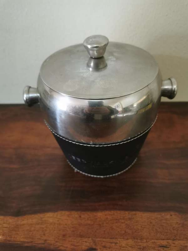 Johnny Walker Ice Bucket in Stainless Steel and Leather