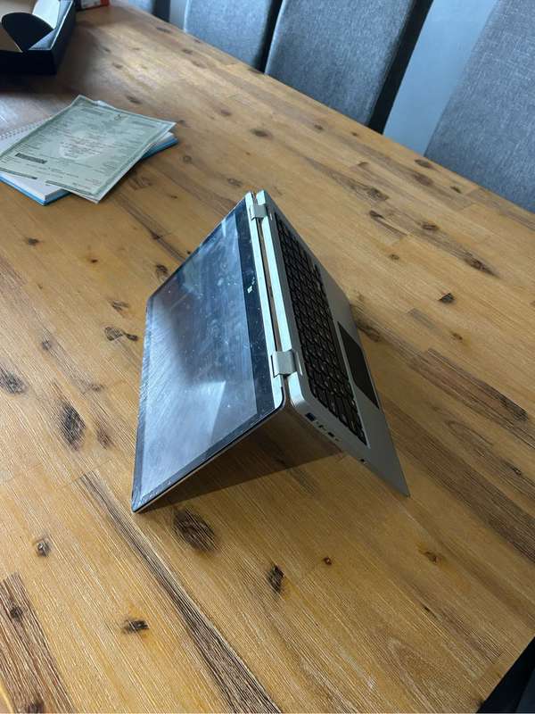 Mecer Guru Touchscreen Laptop