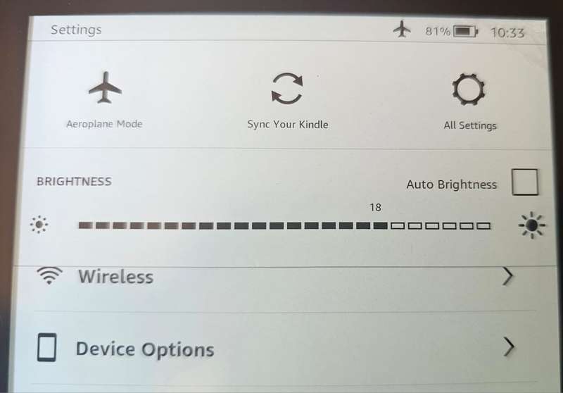 Amazon Kindle Paperwhite Voyage - 7th Generation - 4GB - Wi-Fi - 6 Inch