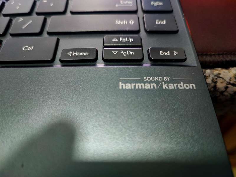 Asus Zenbook 13 OLED
