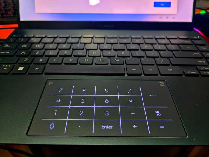 Asus Zenbook 13 OLED