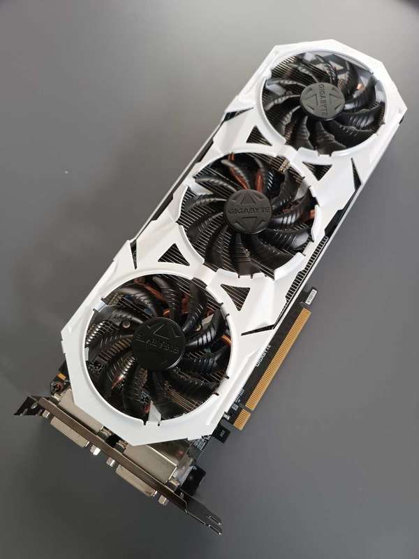 Gigabyte i5 Gaming White PC*Nvidia 4GB*SSD*16GB Ram