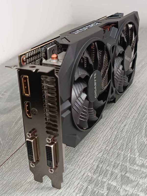 Radeon R9 380 4GB GPU