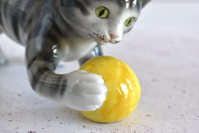 Vintage Ronzan Italy Porcelain Kitten Playing with Ball  Mid-Century Figurine