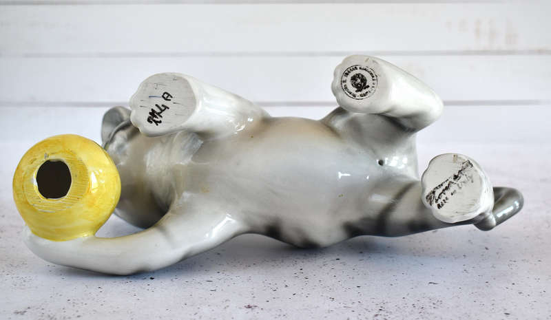 Vintage Ronzan Italy Porcelain Kitten Playing with Ball  Mid-Century Figurine