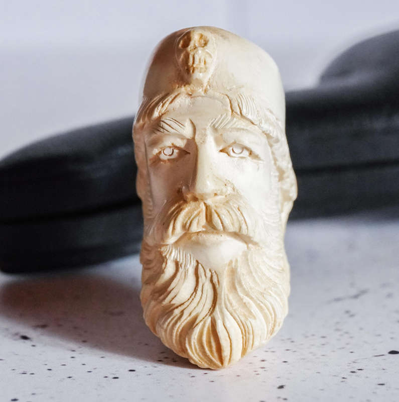 Vintage Meerschaum Pipe  Hand-Carved Sultan Head  Collectible with Case