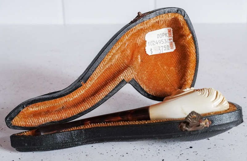 Vintage Meerschaum Pipe  Hand-Carved Sultan Head  Collectible with Case