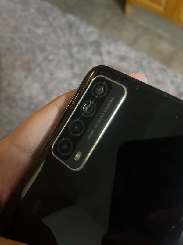 HUAWEI P SMART 128GB **GREAT BUY**