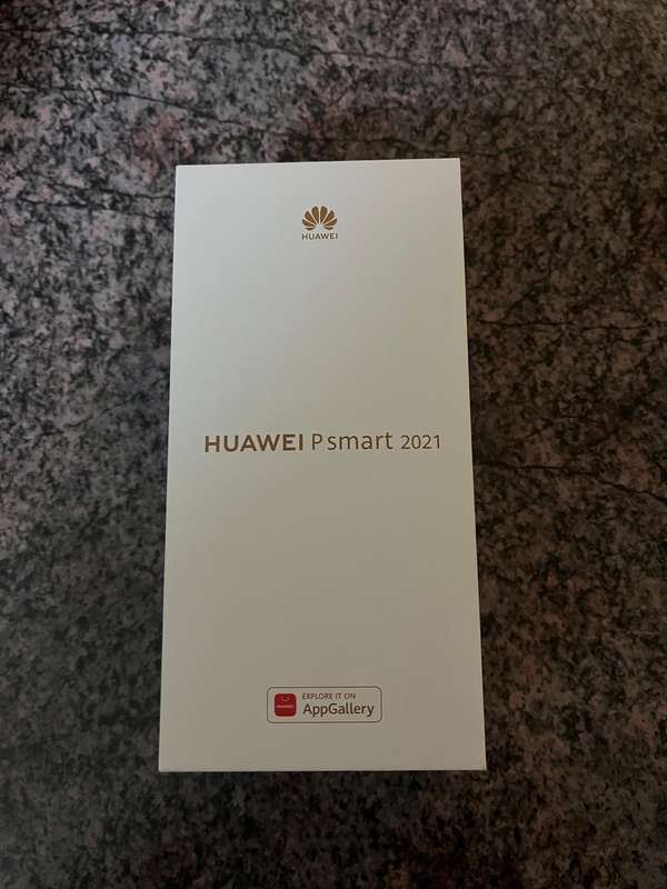 HUAWEI P SMART 128GB **GREAT BUY**