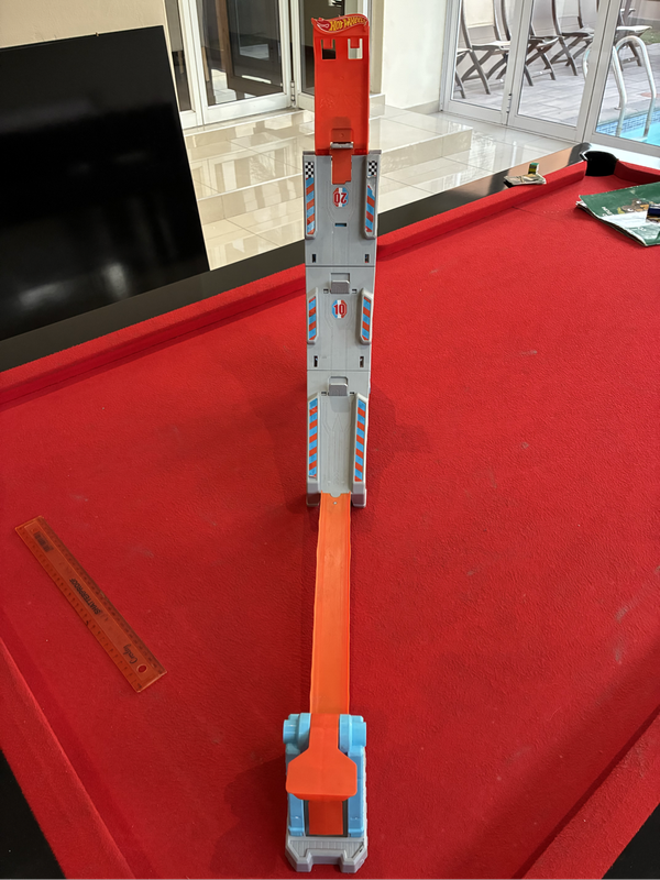 Hot Wheels Hill Climb Champion Set (Includes Two Cars)