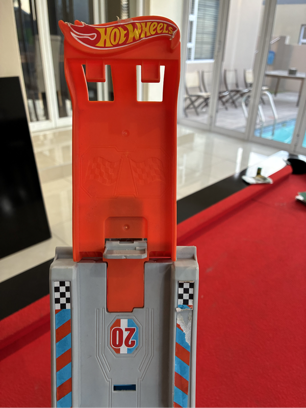 Hot Wheels Hill Climb Champion Set (Includes Two Cars)