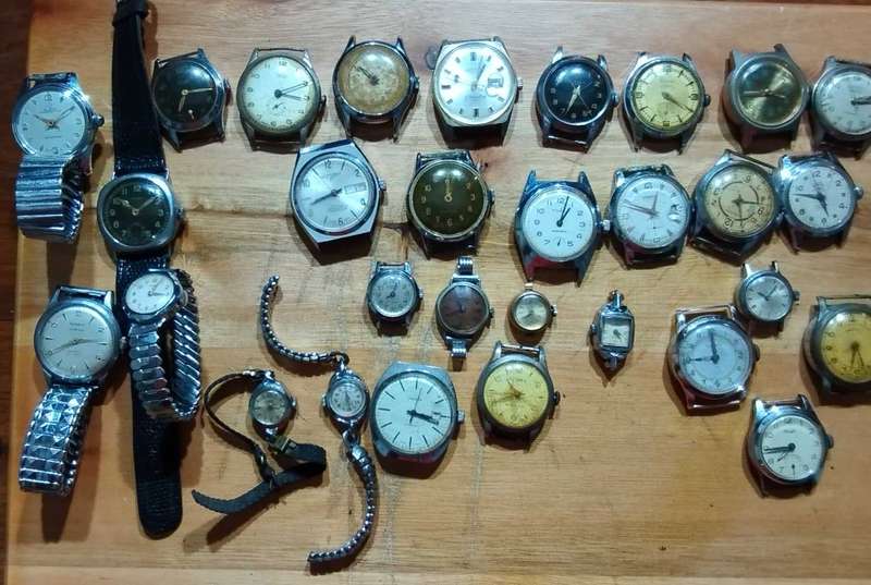 Vintage watch lot