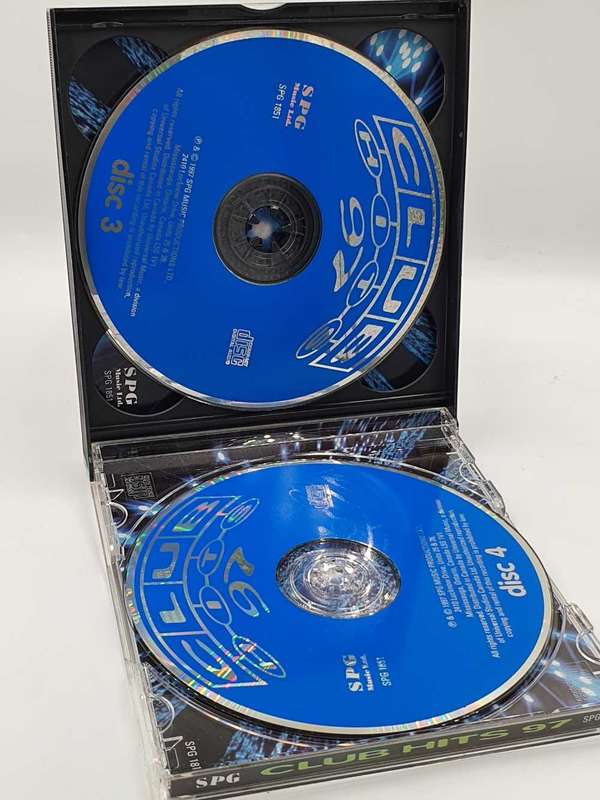 Club Hits 97 (12" Extended Versions) 4cd box set Import.