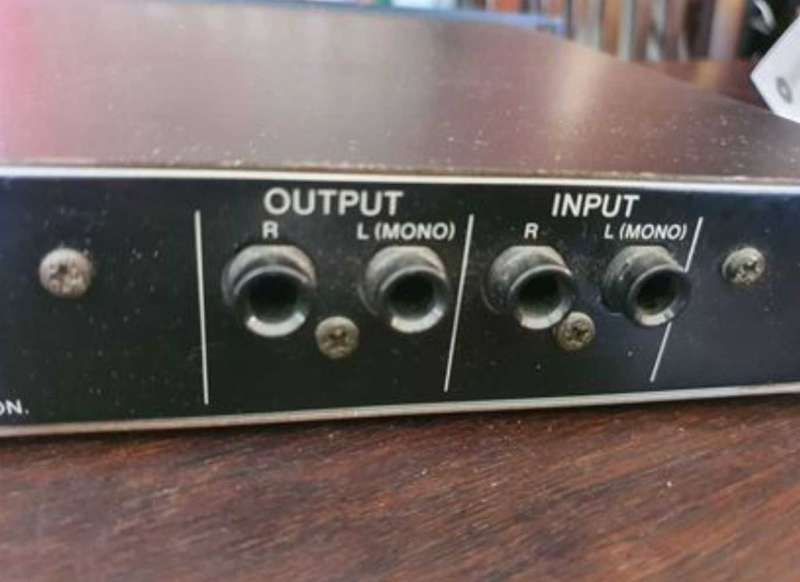 Yamaha REV100 Digital Reverberator Sound Processor