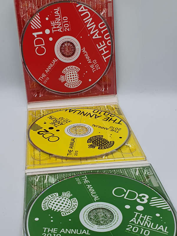Ministry Of Sound : The Annual 2010 One Year. One Album 2 x CD, Compilation