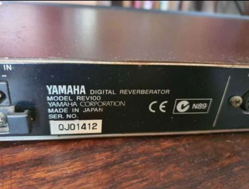 Yamaha REV100 Digital Reverberator Sound Processor