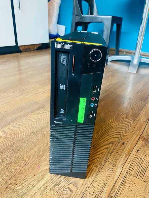 Lot of 20 × Lenovo ThinkCentre M Series SFF Desktops  Core i5-8500, 8 GB RAM, 256 GB SSD