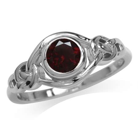Sterling silver ring - GARNET (size 9.25 / S)