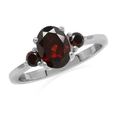 Sterling silver ring - GARNET (size 9 / R half)