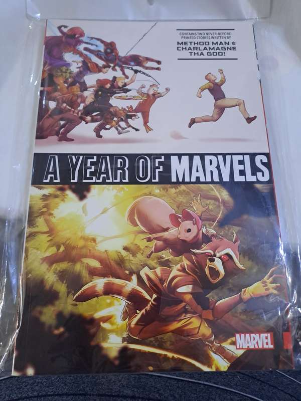 A Year of Marvels [ISBN 9781302902957] (Marvel)