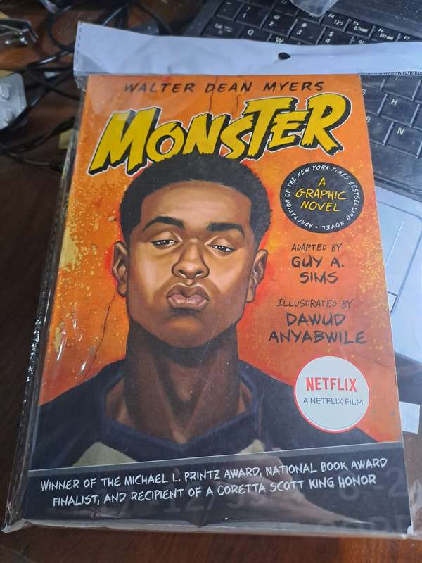 Monster [ISBN 9780062274991] (Amistad independent)