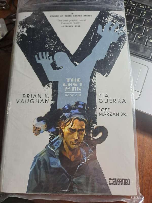 Y The Last Man vol.1 [ISBN 9781401251512] (DC Vertigo)