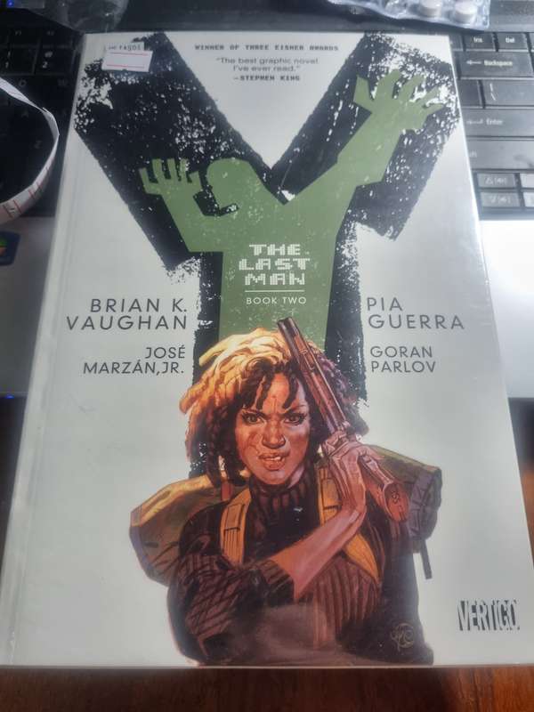 Y The Last man complete collection book 1 to book 5 (DC Vertigo)