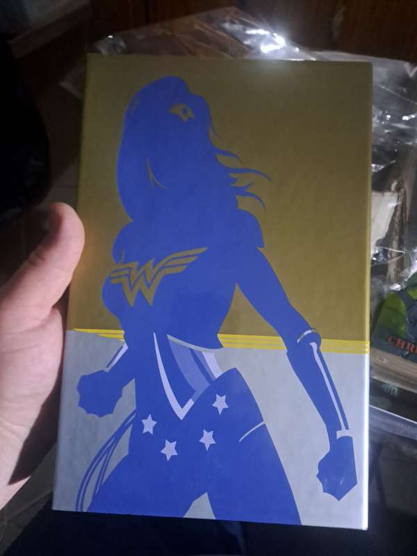 Wonder Woman  75Th Anniversary Commemorative Collection [ISBN 9781401265366] (DC)