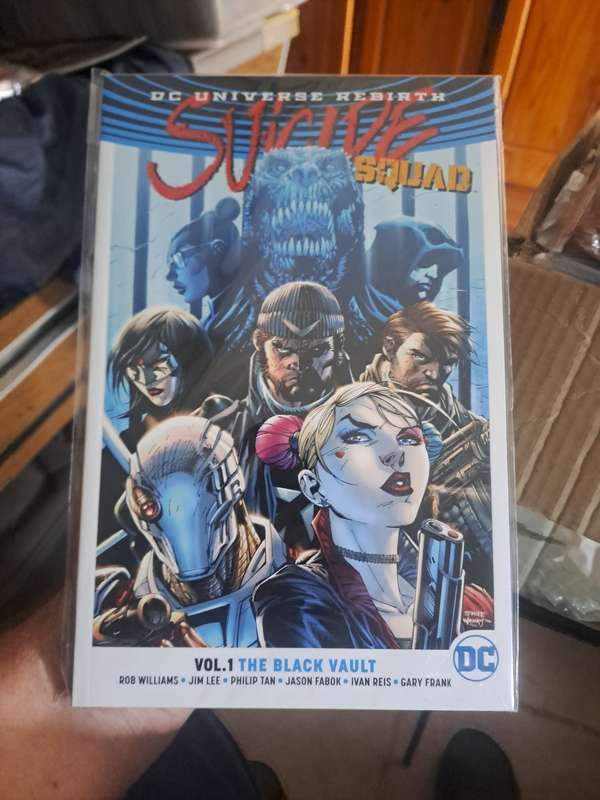 DC Universe Rebirth Suicide Squad  Vol.1 The Black Vault [ISBN 9781401269814] (DC)