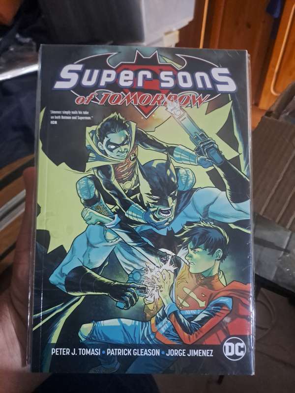 Super Sons Of Tomorrow [ISBN 9781401282394] (DC)