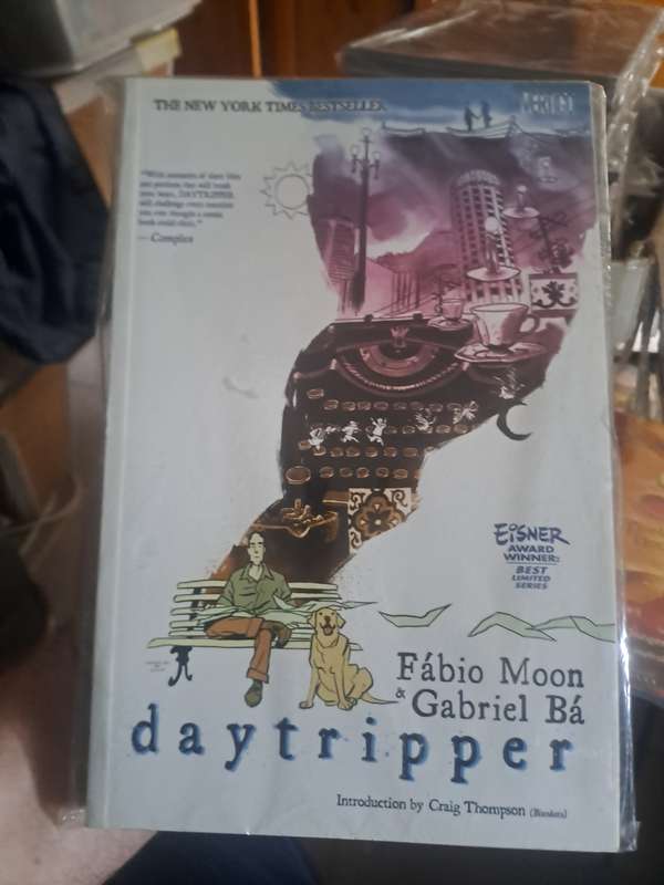 Daytripper [ISBN 9781401229696] (Vertigo)