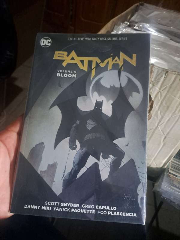 Batman Vol.9 Bloom [ISBN 9781401269227] (DC)
