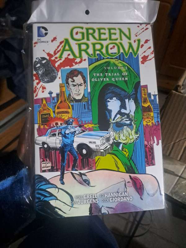 Green Arrow Vol.3 The Trial Of Oliver Queen [ISBN 9791401255237] (DC)