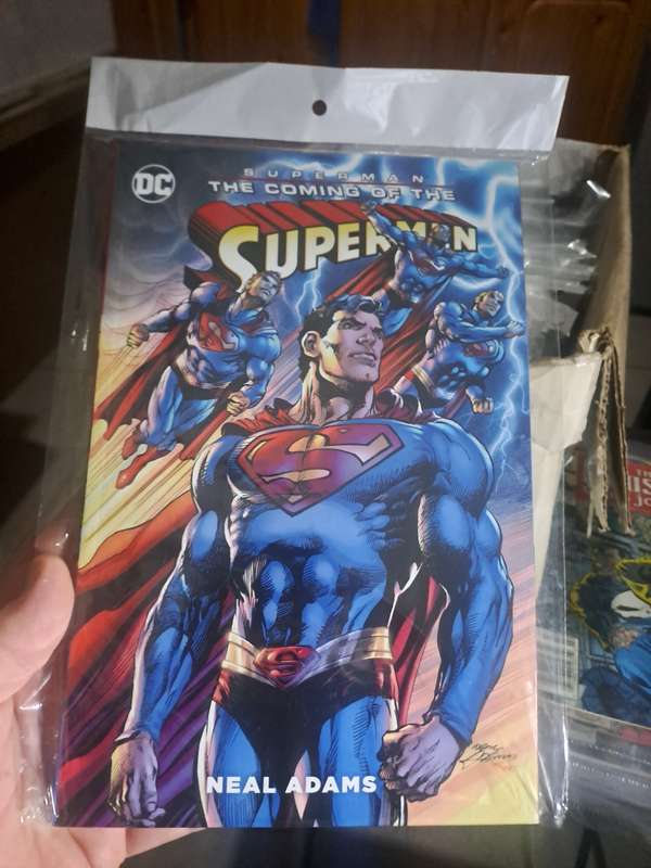 Superman  The Coming Of The Superman  [ISBN 9781401274894] (DC)
