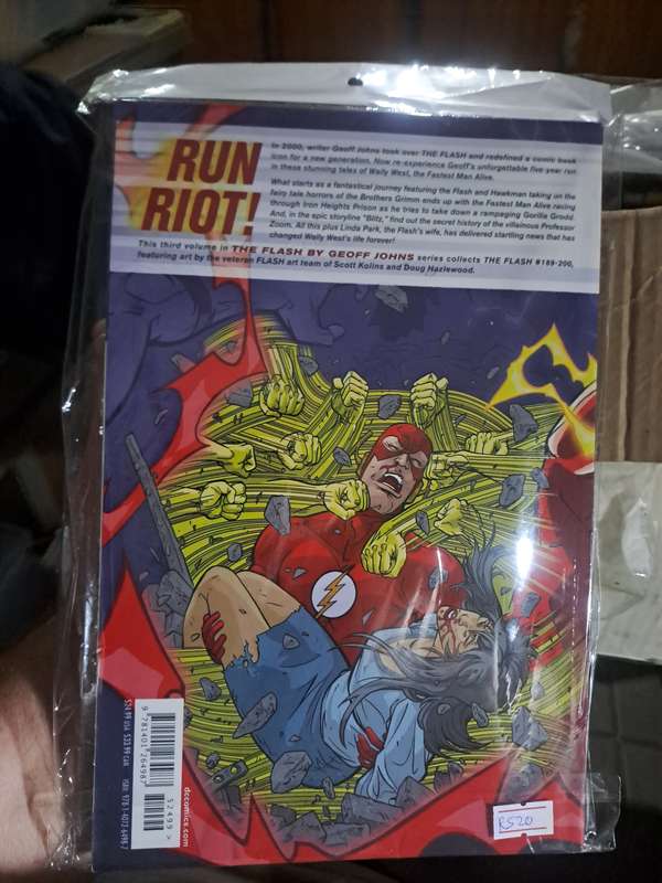 The Flash Book.3 [ISBN 9781401264987] (DC)
