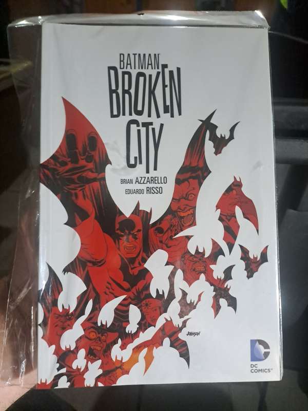 Batman Broken City [ISBN 9791401202149] (DC)