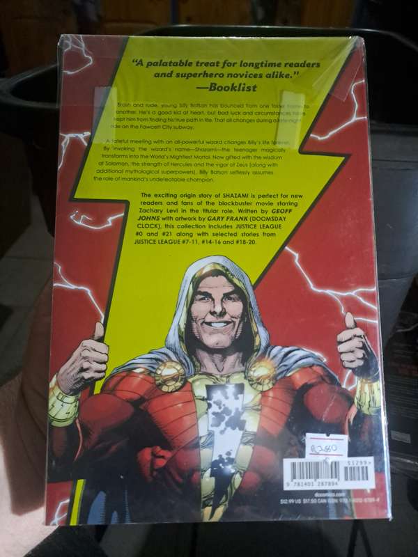 Shazam Origins [ISBN9781401287894] (DC)