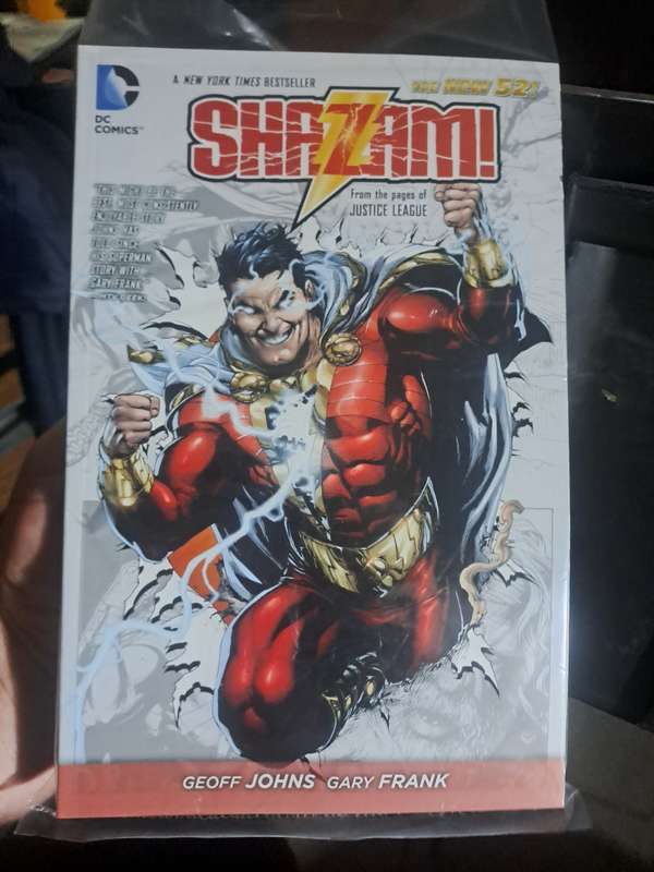 The New 52 Shazam [ISBN 9781401246990] (DC)