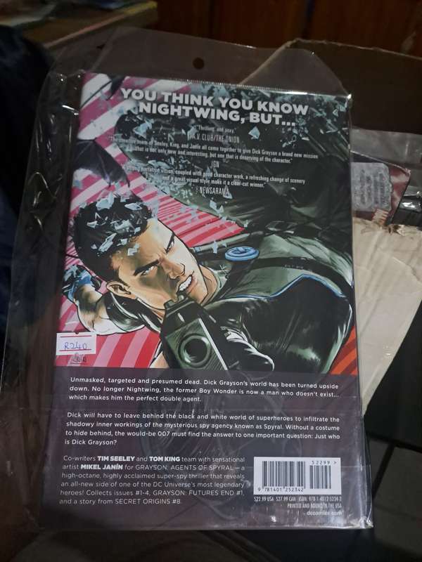 Grayson Vol.1 Agents Of Spyral [ISBN 9781401252342] (DC)
