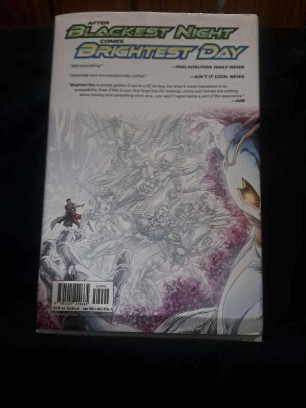 Brightest Day Vol.1 [ISBN 9781401229665] (DC COMICS)