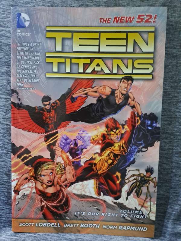 Teen Titans  Vol.1 It's Our Right To Fight [ISBN 9781401236984] (DC Comics)