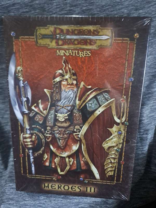 Sealed Dungeons And Dragons miniatures Heroes 3