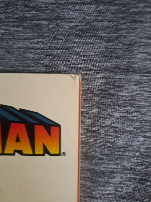 Superman: Panic In The Sky [ISBN 1563890941] (DC Comics) (please note it has slight damage on cover)