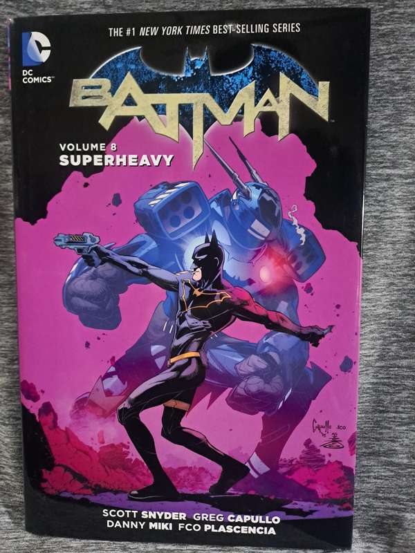 Batman Vol.8 Superheavy [ISBN 9781401259693](DC Comics)