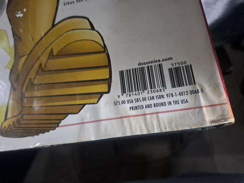 The Flash Vol.1 Omnibus [ISBN 9781401230685)(DC Comics)(slight damage on dust jacket)