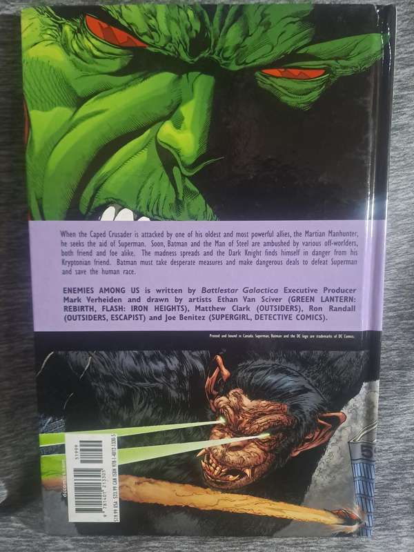 Superman/Batman Enemies Among Us [ISBN 9781401213305](DC Comics)